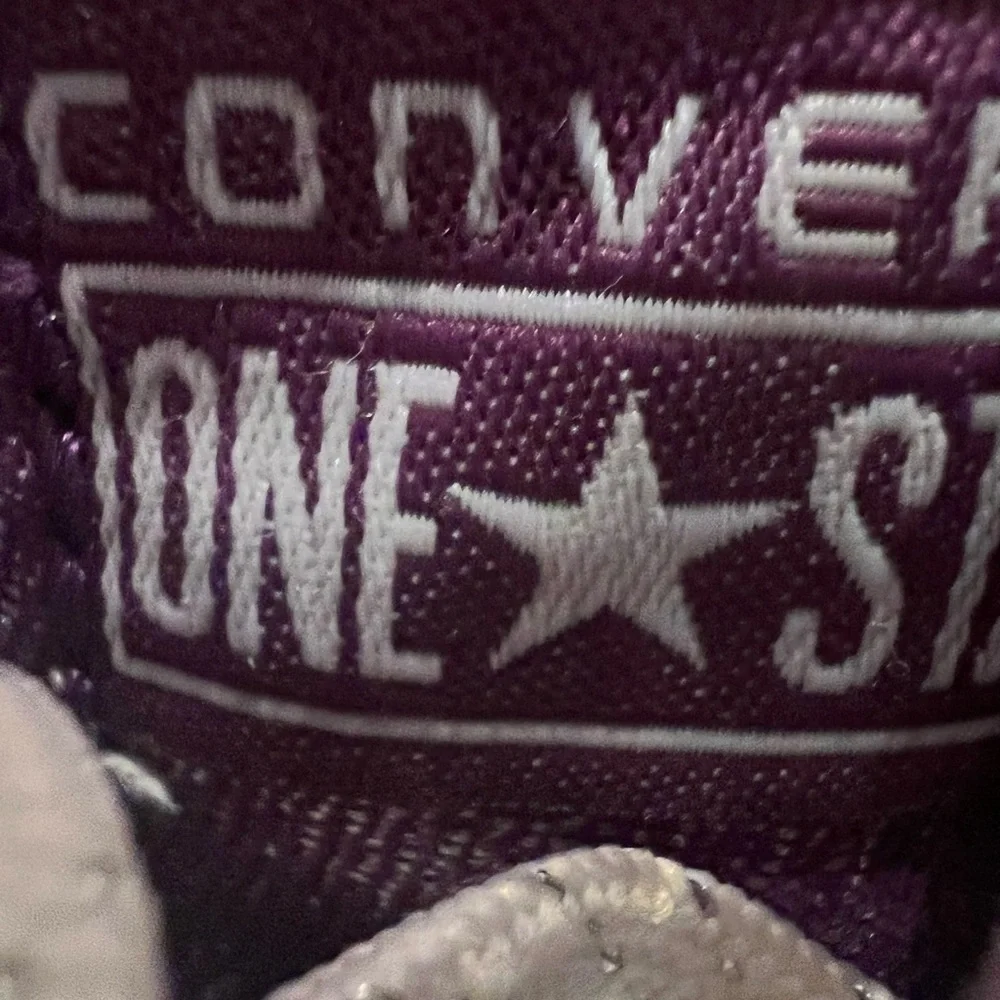 CONVERSE ONE STAR PURPLE GLITTER, SILVER SPECKLED STRINGS SNEAKERS INFANTS 6